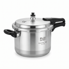Ultra Duracook Triply 5.5 Litre primary studio view